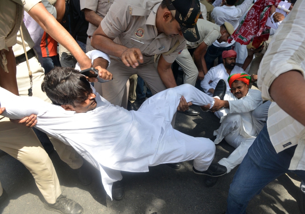 Tensiuni în India: Liderii mișcării Cockroach Janta Party au fost eliberați de tribunal
