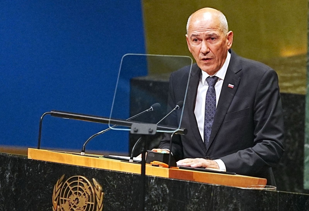 Slovenii au respins prin referendum pachetul de reforme propus de premierul Janez Jansa