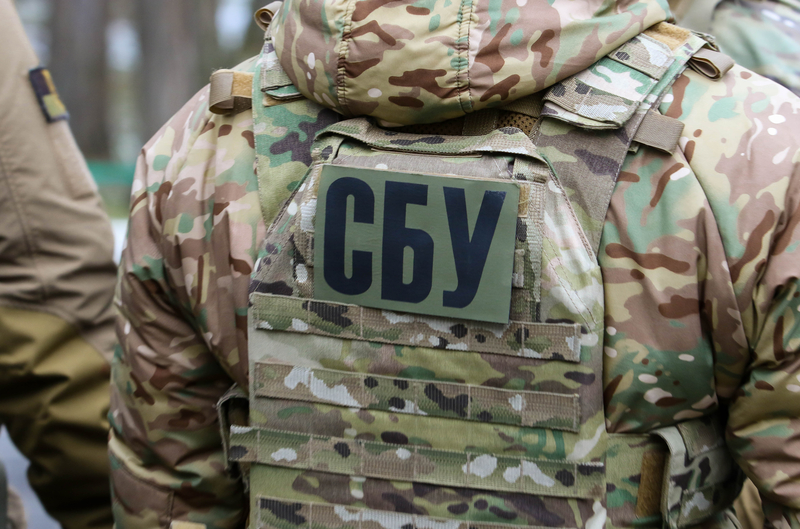 Un student de 19 ani este acuzat că a încercat să detoneze un autobuz cu militari în Ucraina