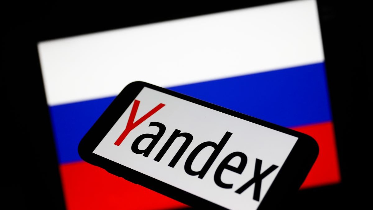 Atacurile ucrainene asupra centrelor de date Yandex au redus activitatea boților pro-Kremlin, susține Zelenski