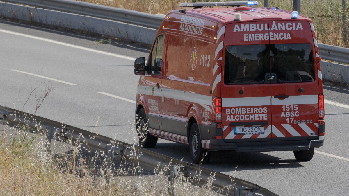 Tragedie pe un șantier din Portugalia: trei muncitori români au murit într-o fosă septică