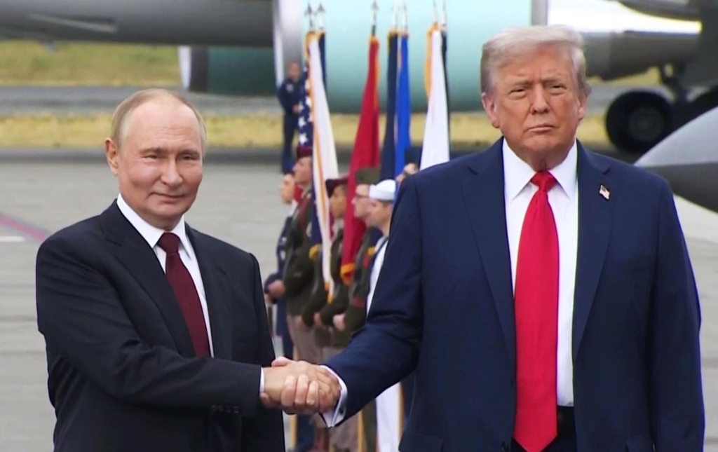Analiză CNN: Cum redefinește Donald Trump puterea în America prin decizii controversate
