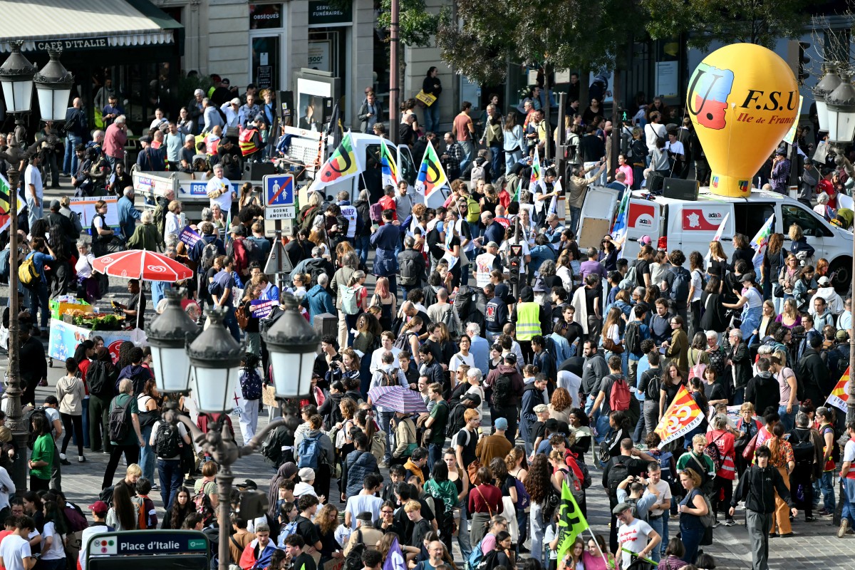 Noue manifestări în Franța împotriva condițiilor din licee, în ciuda înregistrării unor confruntări violente