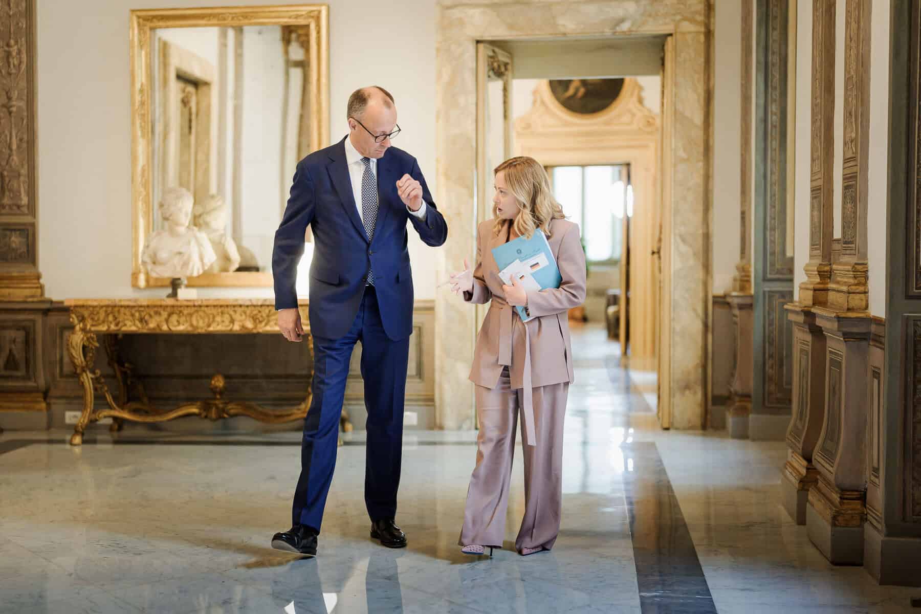 Germania și Italia propun un mecanism de „frână de urgență” pentru a limita birocrația din Uniunea Europeană