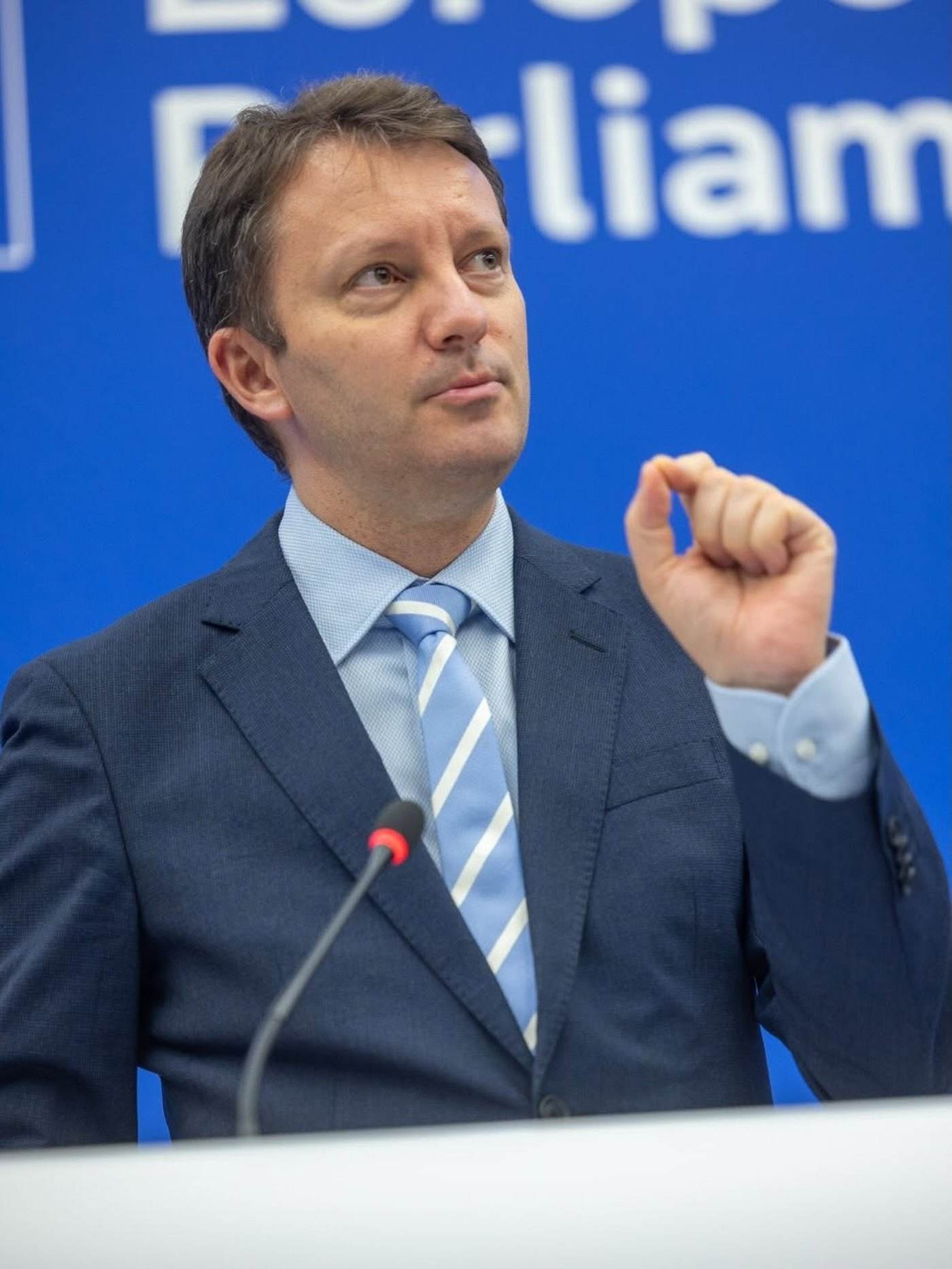 Europarlamentarii PNL susțin noua strategie de securitate și reindustrializare a Uniunii Europene