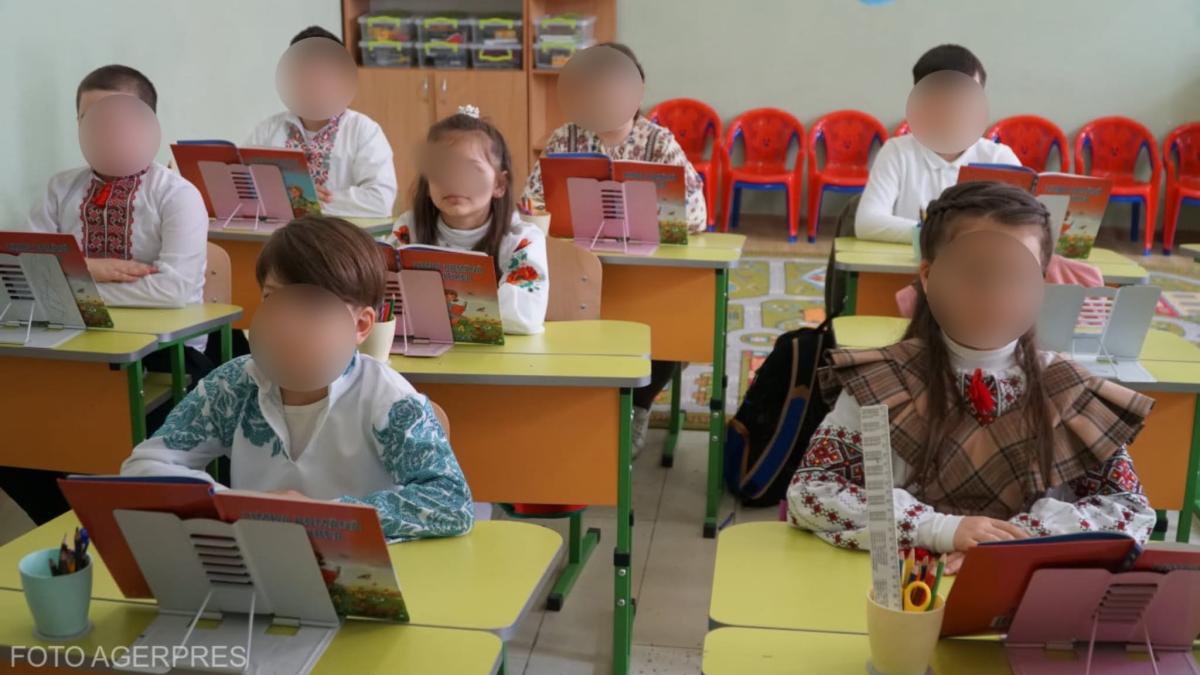 Ministerul Afacerilor Externe monitorizează situația clasei cu predare în limba română din Cartal