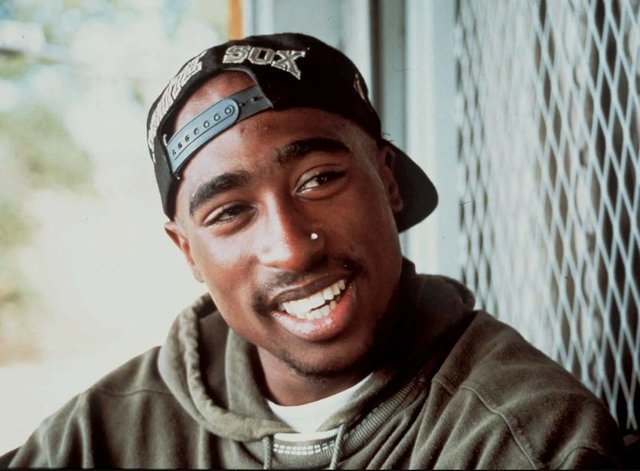 Condamnarea fostului lider de bandă pentru uciderea lui Tupac Shakur: pedeapsă între 40 de ani și închisoare pe viață