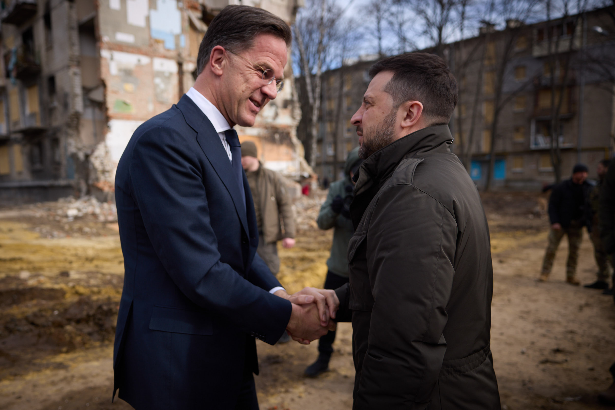Rusia a lansat un nou val de atacuri cu rachete asupra Kievului. Infrastructura energetică și zone rezidențiale lovite